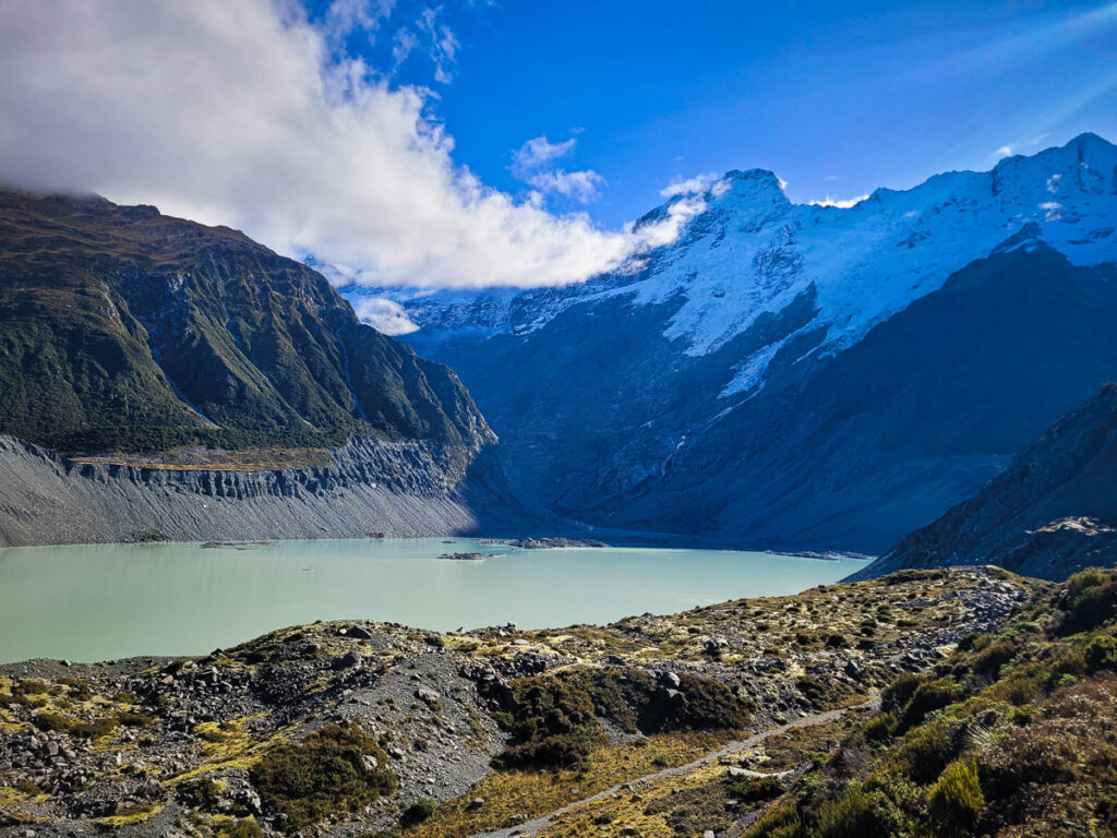 Mount Sefton and Mueller Lake lookout on Hooker Valley track